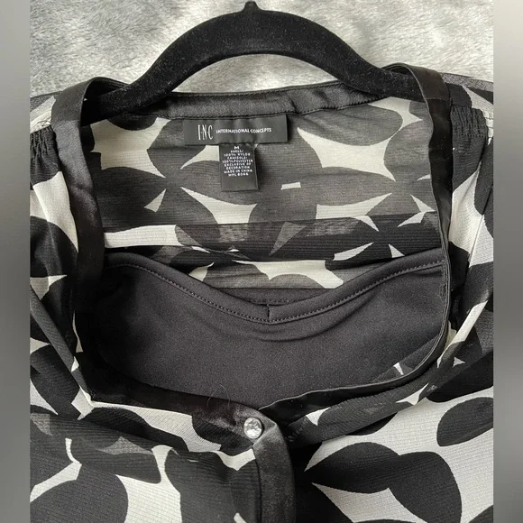 INC International Concepts 2-piece Blouse with Cami in Black and White - Picture 3 of 8